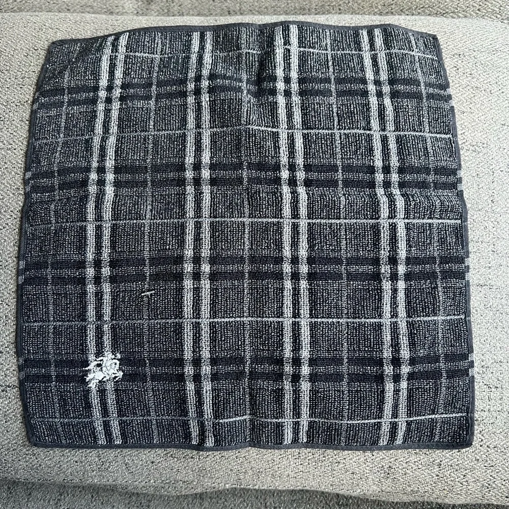Burberry gray nova check washcloth Japan exclusive